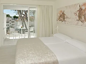 Отель IBEROSTAR CRISTINA 4*