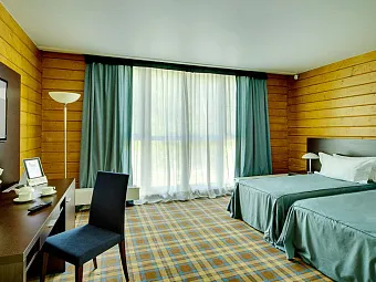  Загородный отель LES ART RESORT 4*