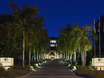 Отель DOUBLE TREE BY HILTON SEYCHELLES ALLAMANDA RESORT & SPA 4*