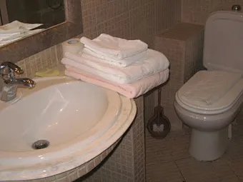 Отель LEVANTIN INN 3*