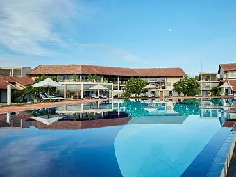 Отель THE CALM RESORT & SPA 4*