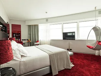 Отель SANA MYRIAD 5*