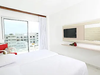  Отель TSOKKOS BEACH 4*