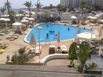 Отель VRISSAKI BEACH HOTEL 3*