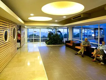 Отель Hotel Delfin 2*
