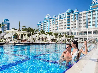 Отель RUBI PLATINUM SPA RESORT & SUITE 5*