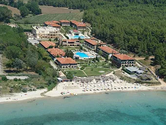 Отель SIMANTRO BEACH 4*