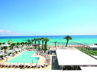  Отель VRISSIANA BEACH HOTEL 4*