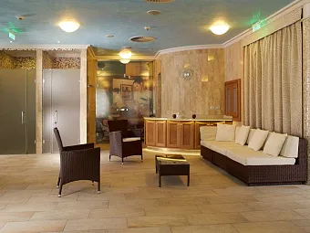  Отель RETRO RIVERSIDE 5*