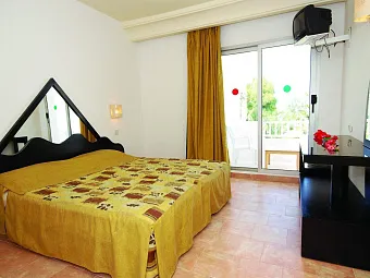 Отель CARIBBEAN WORLD CEDRIANA 3*