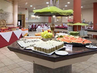 Отель H.TOP ROYAL SUN SUITES 4*+