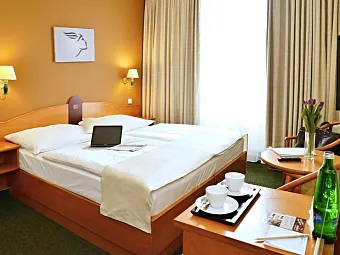 Отель MERKUR 3*