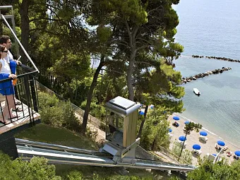 Пляж отеля CORFU HOLIDAY PALACE 4*