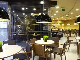 Отель HOLIDAY INN ANDORRA LA VELLA 5*