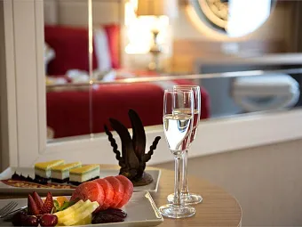   Отель QUATTRO BEACH RESORT & SPA 5*