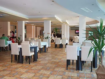 Отель SAINT GEORGE PALACE 4*