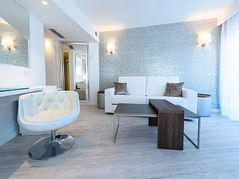 PLAZA SANTA PONSA BOUTIQUE HOTEL 4* (ех PLAZA BEACH BOUTIQUE HOTEL)