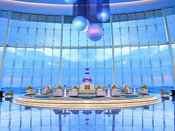 Отель JUMEIRAH AT ETIHAD TOWERS 5*