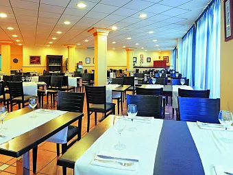 Ресторан в отеле PALAS  PINEDA 4*