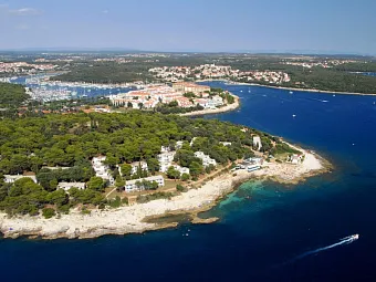 Отель VERUDELA BEACH & VILLAS 3*