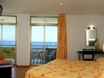 Номер в отеле BLAUMAR COSTA BRAVA 3*