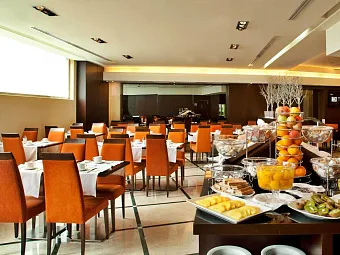 Отель TURIM ALAMEDA HOTEL 4*