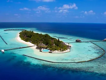 Отель KOMANDOO ISLAND RESORT 4*