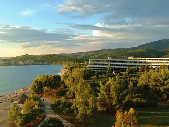 Отель PORTO CARRAS SITHONIA BEACH 5*