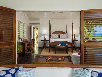 ROUND HILL HOTEL AND VILLAS 5*