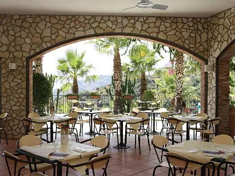 Ресторан в отеле OLIMPO 4*