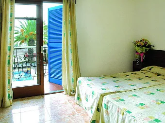 Отель H.TOP PLANAMAR 3*