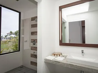 Отель THE CALM RESORT & SPA 4*