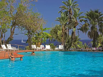 ARBATAX PARK – I COTTAGE & SUITE 4*