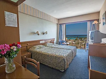  Отель TSOKKOS BEACH 4*