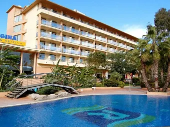 Территория отеля 4R REGINA GRAN HOTEL 4*