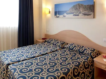 Отель H.TOP ROYAL SUN SUITES 4*+