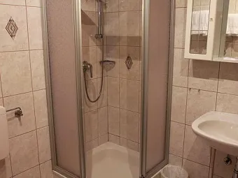 EVIANQUELLE HOTEL 3* 