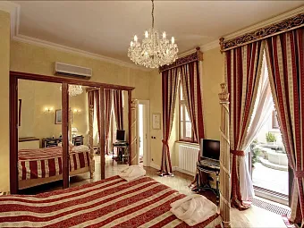 Отель ALCHYMIST GRAND HOTEL & SPA 5*