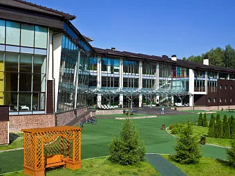  Загородный отель LES ART RESORT 4*