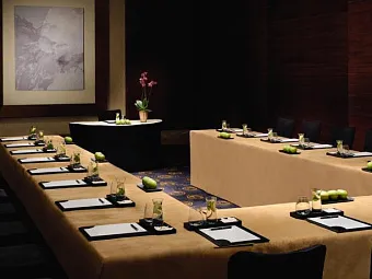  Отель MOVENPICK HOTEL JUMEIRAH BEACH 5*