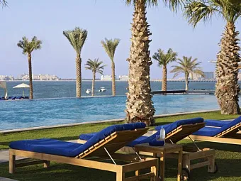  Отель DOUBLETREE BY HILTON DUBAI JUMEIRAH BEACH 4*