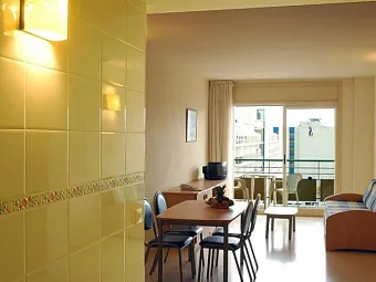 Отель H.TOP ROYAL SUN SUITES 4*+