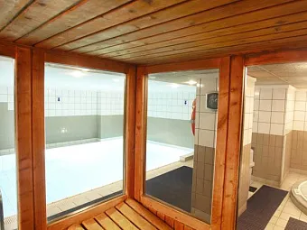 Отель HOLIDAY INN ANDORRA LA VELLA 5*