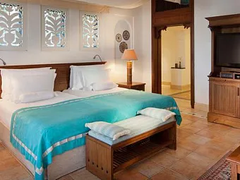 Отель MADINAT JUMEIRAH DAR AL MASYAF SUMMERHOUSE 5*