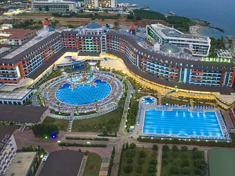Отель LONICERA RESORT & SPA 5*
