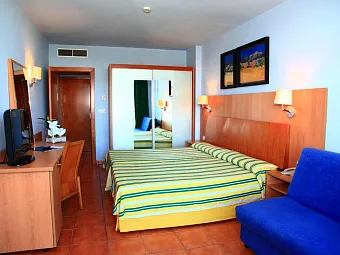 Отель OHTELS VILLA ROMANA 4*
