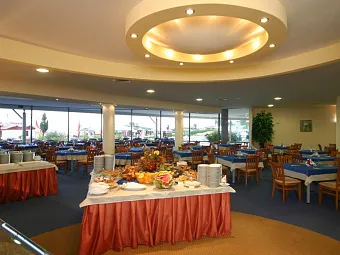 Отель LTI NEPTUN BEACH 4*