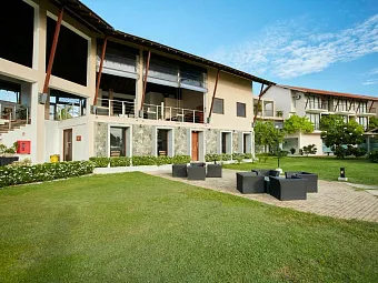 Отель THE CALM RESORT & SPA 4*