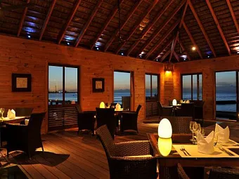 Отель KOMANDOO ISLAND RESORT 4*