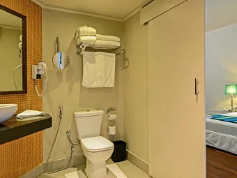 Отель ADAARAN CLUB RANNALHI 4*